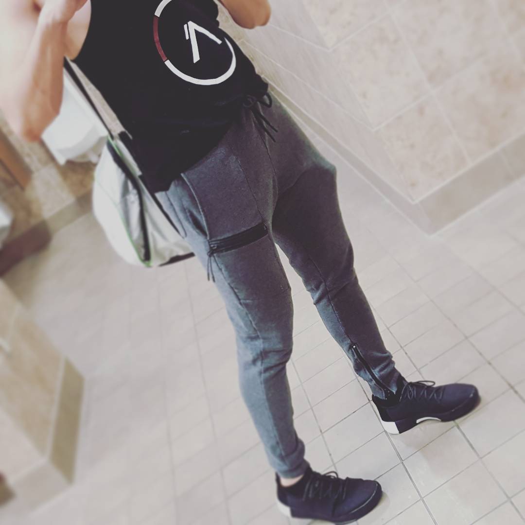 Jogger Cargo Fitness Homme - détail poche velcro