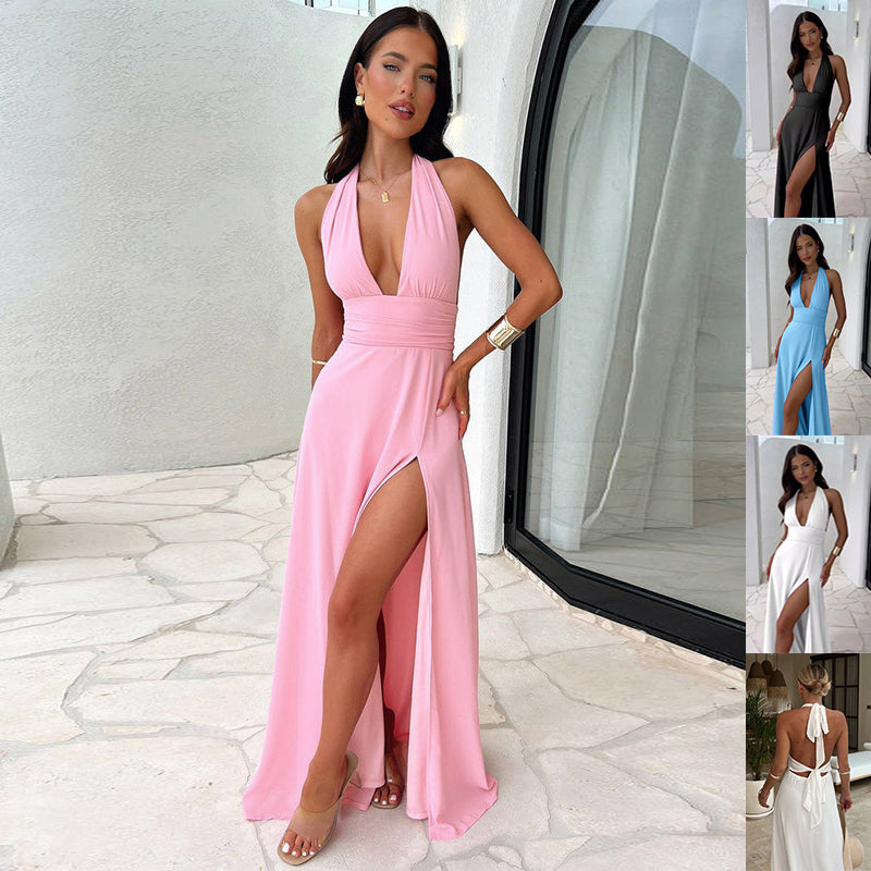 Robe longue col V dos nu portée de face