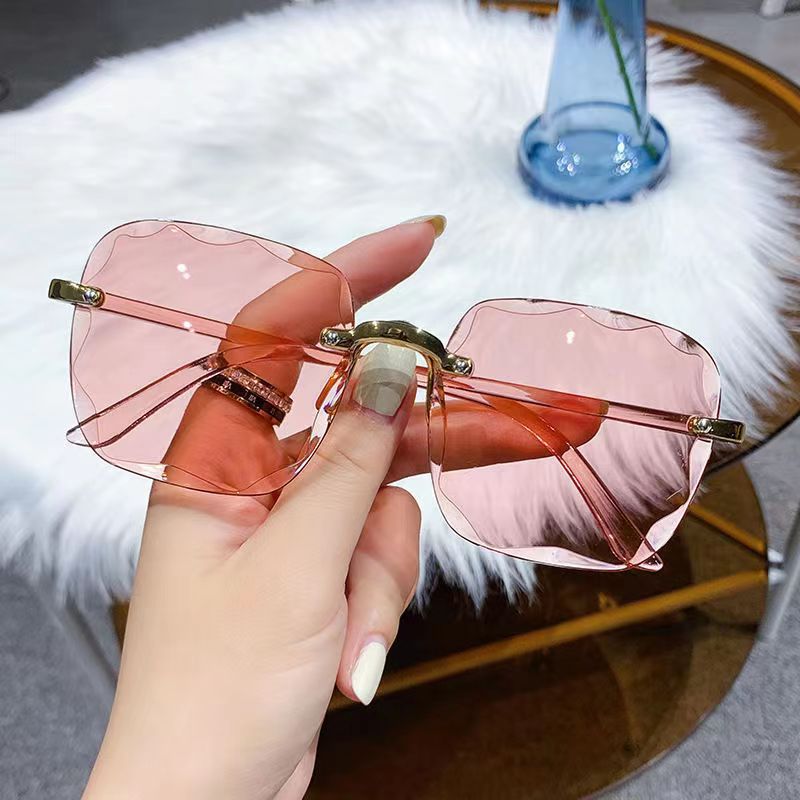 Lunettes Carrées Sans Monture Dark. D, accessoire officiel merch électro DΛЯK.D STORE