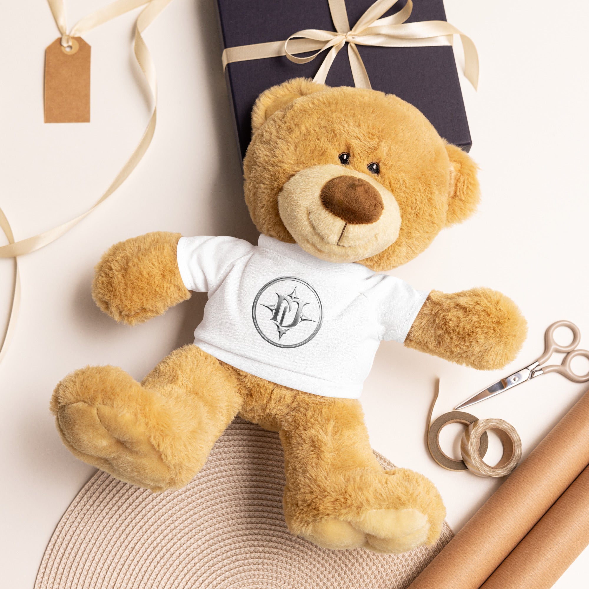 Peluche Ours Dark. D t-shirt blanc - vue trois-quarts